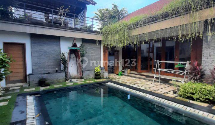 Beautiful villa in Tumbak Bayuh close to access to Canggu 1