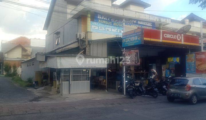 Ruko jalan utama Dalung Permai dekat bundaran 8
