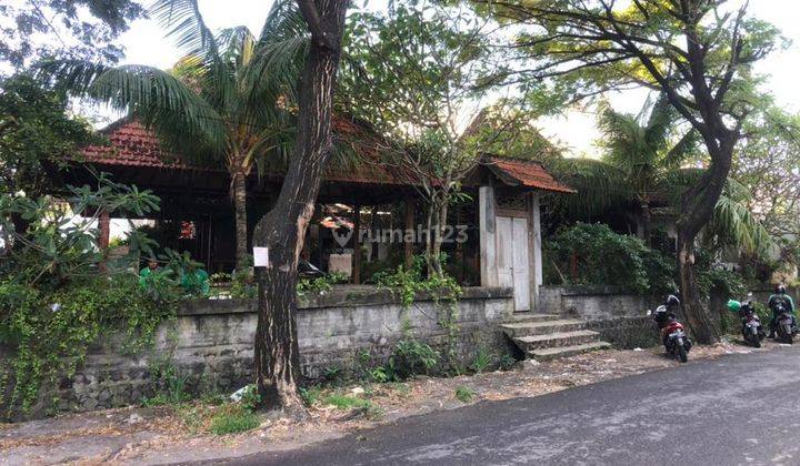 Land on the main road of West Teuku Umar, Kerobokan 1