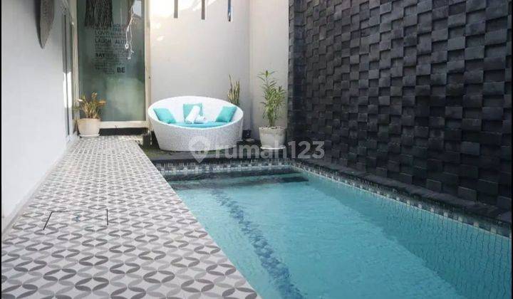 Villa minimalis menawan lokasi dekat ke Seminyak 1