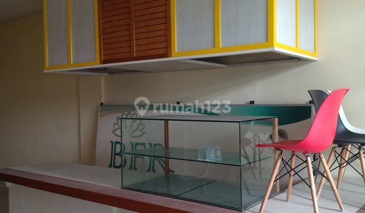 ruko 3 lantai di mahendradata pusat kota denpasar 9