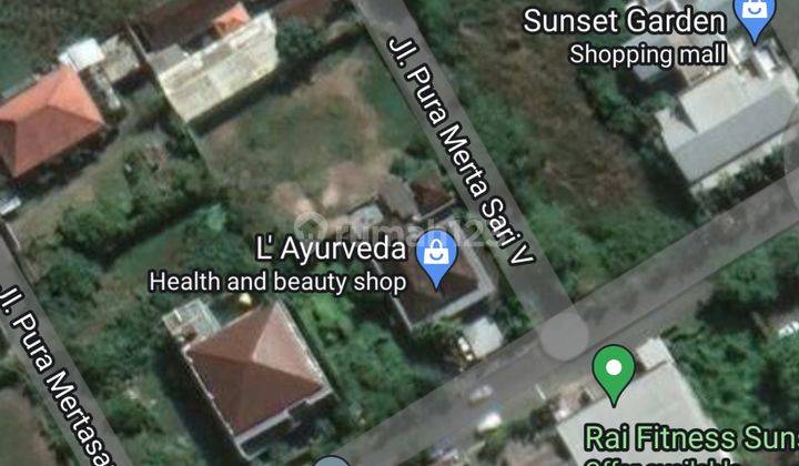 Premium location land in the Sunset Road area 1