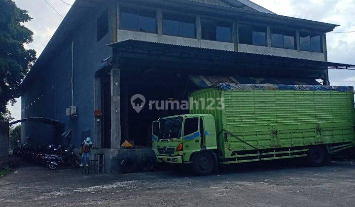 Gudang luas dan kantor di Mengwi akses tronton 1