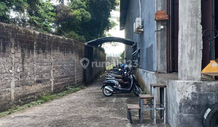 Gudang luas dan kantor di Mengwi akses tronton 9