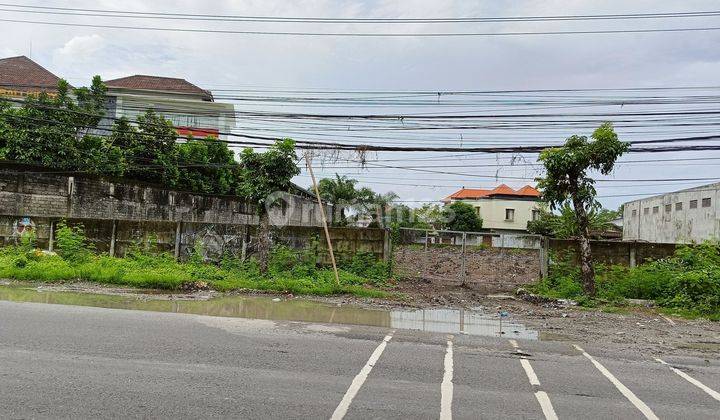 Land on the main road of West Teuku Umar, Kerobokan 1