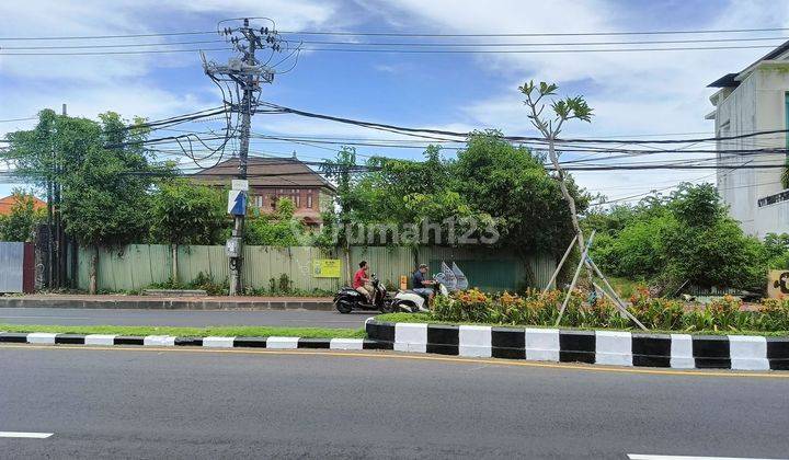 Strategic land on the main road of Nusa Dua near ITDC 1