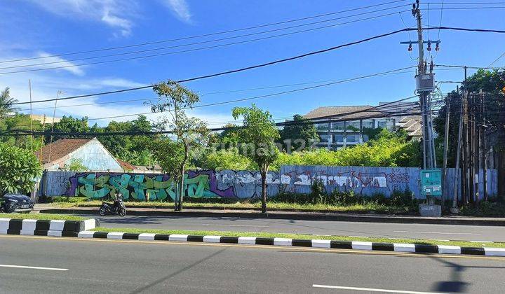 Tanah jalan utama Nusa Dua dekat ITDC dan Tol 1