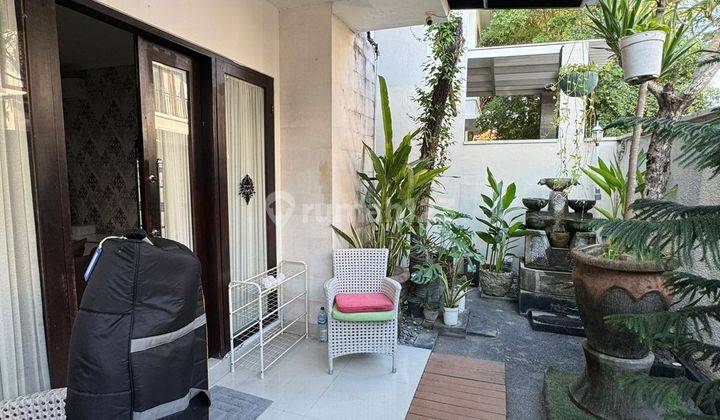 Rumah minimalis modern full furnished di Renon 2