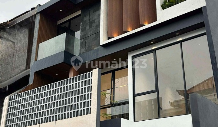 Rumah Modern Minimalis Di Tukad Badung Renon Rumah Modern Minimalis Di Tukad Badung Renon