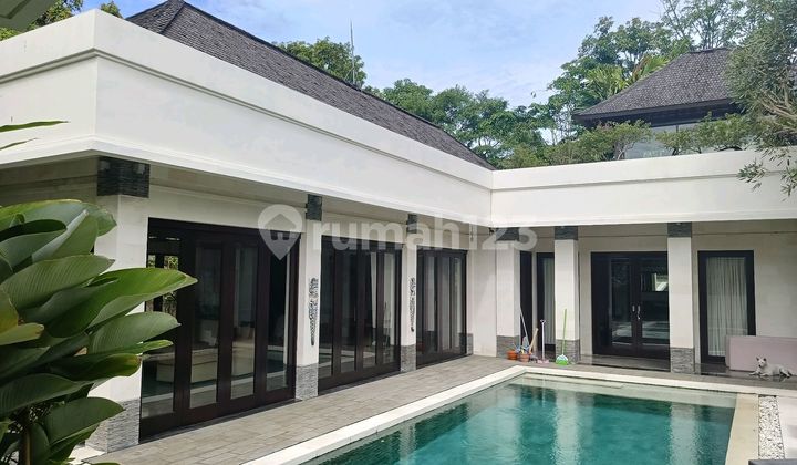 Villa with Large Garden and River View Near Sanur Villa with Large Garden and River View Near Sanur