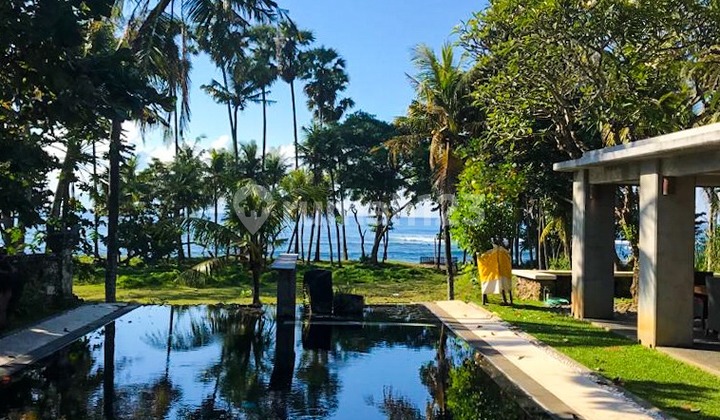 Villa Beachfront Menawan Daerah Saba Gianyar