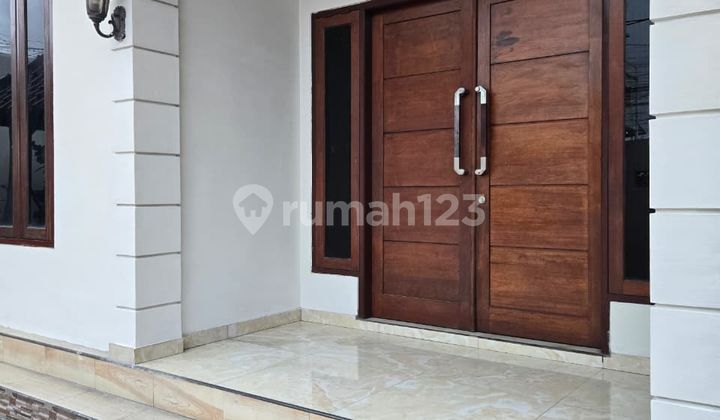 Rumah Besar Cocok untuk Kantor di Teuku Umar Denpasar 2