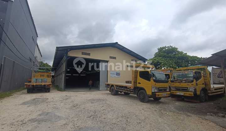 Warehouse on Main Road in Ubung, North Denpasar Warehouse on Main Road in Ubung, North Denpasar