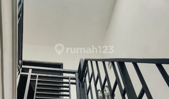 Dijual Rumah Griyaloka Bsd 2