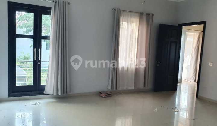 Dijual rumah 2 Lantai villa bukit regency 3 surabaya 8