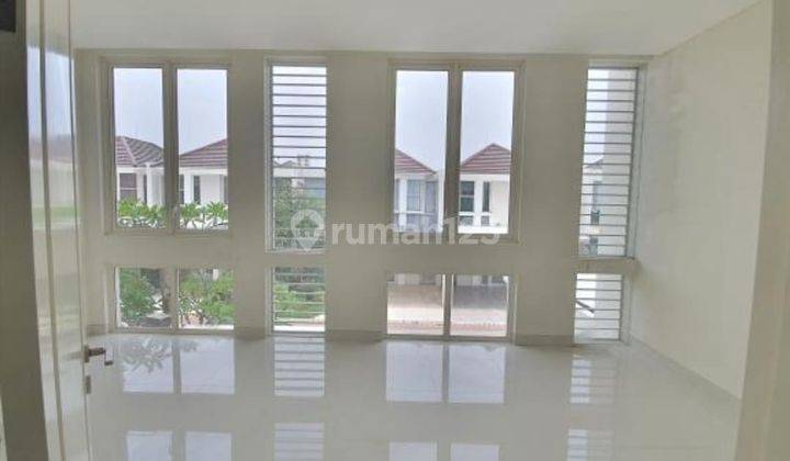 Dijual Rumah 2 lantai Grand pakuwon Surabaya barat  7