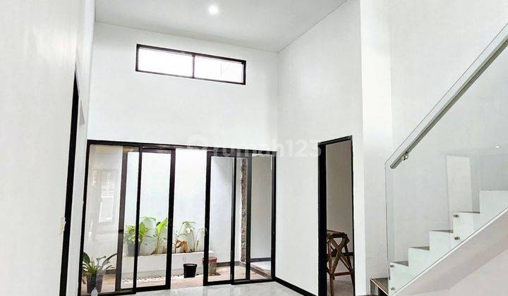 Rumah Hook 2 Lantai Citraland Utama Siap Huni Surabaya Barat 2