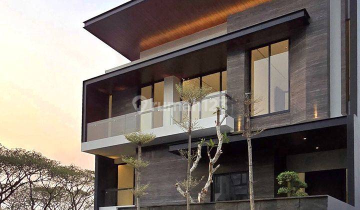 Rumah Mewah 2.5 Lantai Siap Huni Citraland Surabaya Kawasan Golf  2