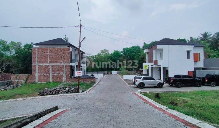 Rumah Minimalis Modern Lokasi Strategis Dekat Kampus Umy di Sleman 2