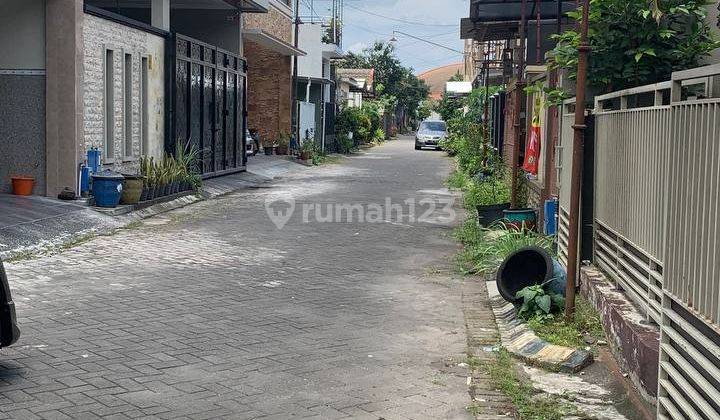 Dijual Rumah 2 Lantai di Puri Indah Jl. Pahlawan Balearjosari Malang 2