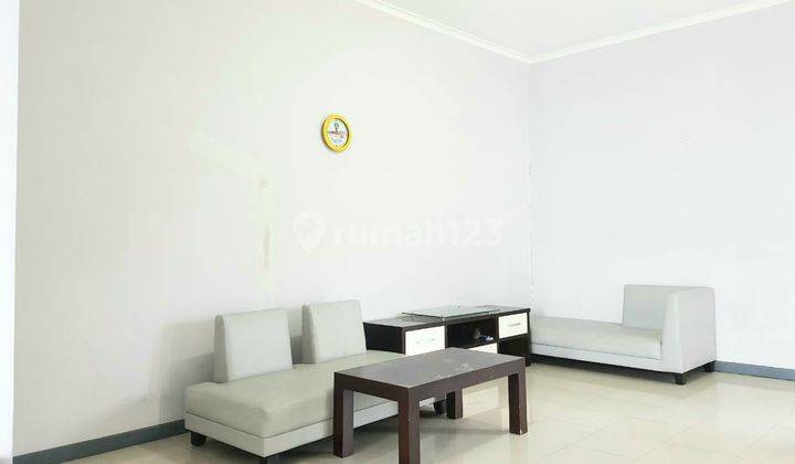 Dijual Rumah 2 Lantai Plus Tanah 151m2 di Pisang Candi Malang 4