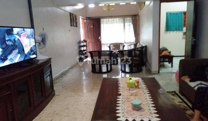 Dijual Rumah Menarik Dekat Kampus Unm Jl Ijen Malang 1