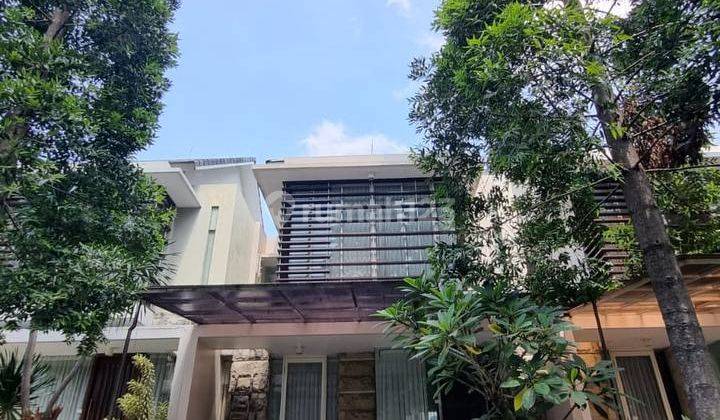 Dijual Rumah Mewah 2 Lantai Full Furnished di Araya Malang 2