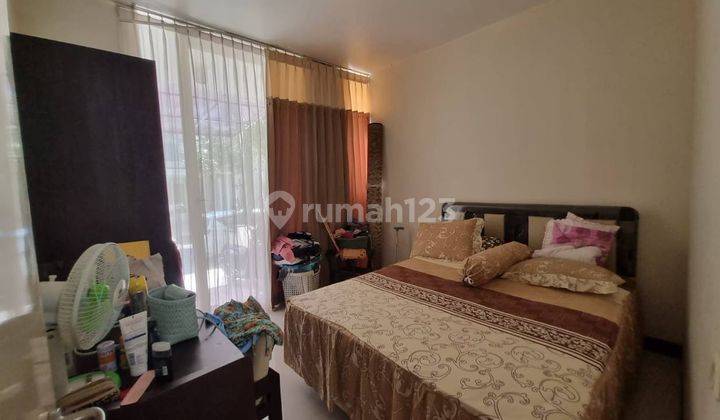 Dijual Rumah Mewah 2 Lantai Full Furnished di Araya Malang 6