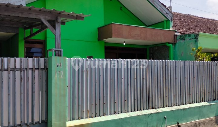 Disewakan Rumah 4 Kamar di Karang Besuki Malang 1
