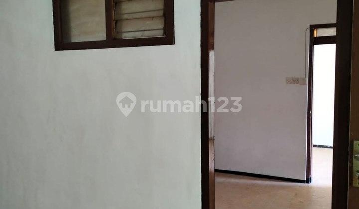 Disewakan Rumah 4 Kamar di Karang Besuki Malang 7