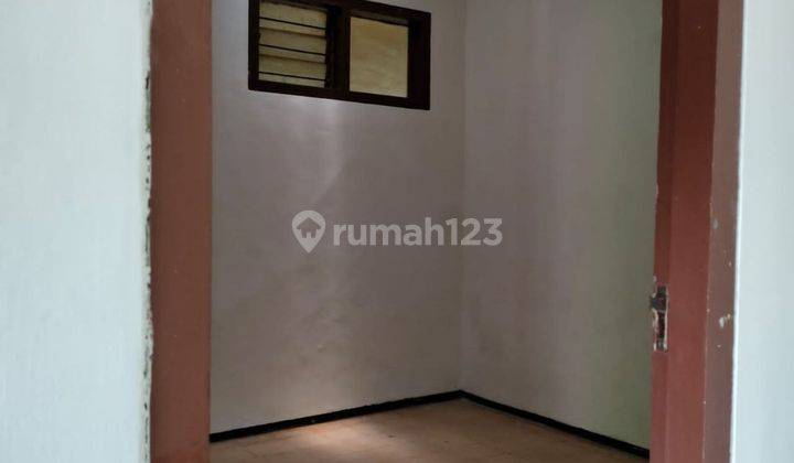 Disewakan Rumah 4 Kamar di Karang Besuki Malang 8