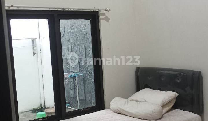 Disewakan Rumah Cantik Daerah Griya Shanta Malang 7