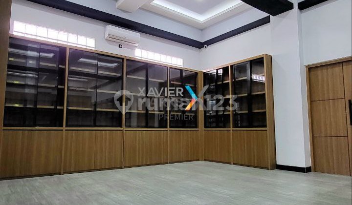 Dijual Ruang Usaha Sangat Strategis Di Jl. Semeru Malang 12