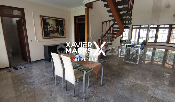 Dijual Rumah Istimewa Megah ,11 Kamar Di Jl. Rinjani Malang 14