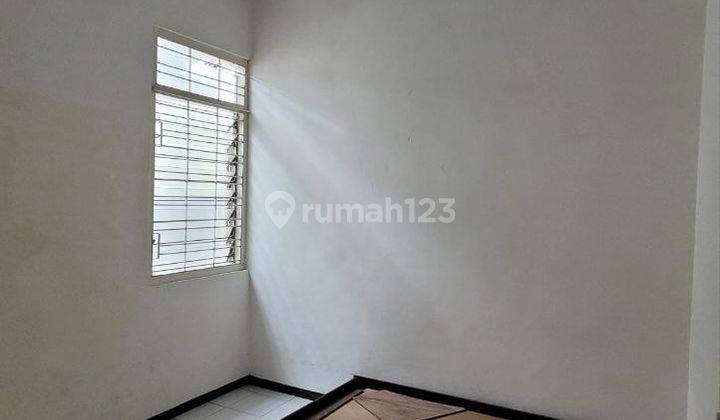Dijual Rumah Lokasi Strategis Di Sulfat Malang 6