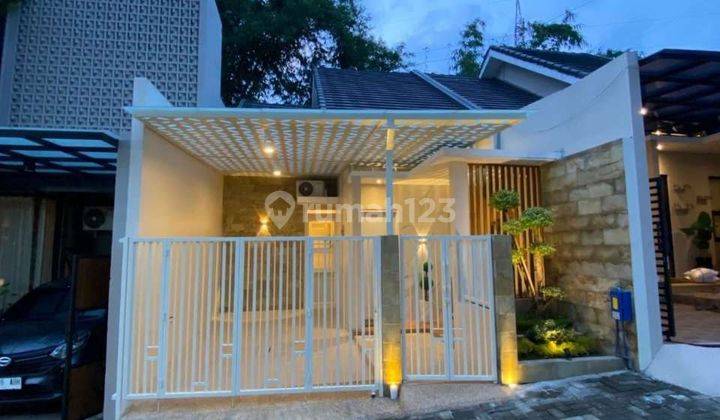 Dijual Cepat Rumah Model Estetik Mewah New Mulyorejo Asri Malang 24