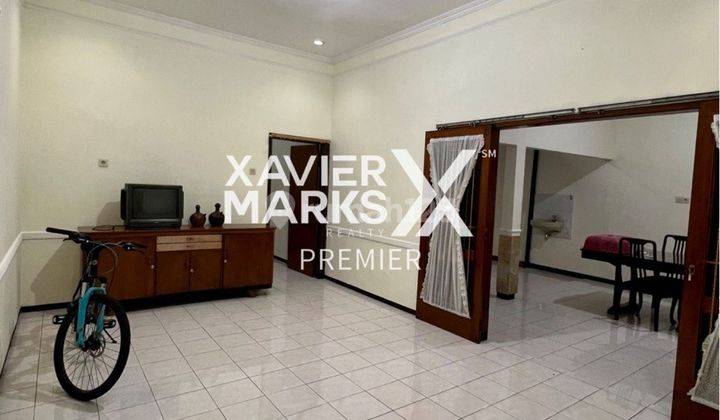 Disewakan Rumah Asri Semi Furnished di Galunggung Malang 6
