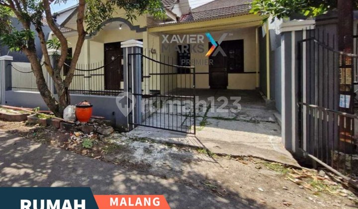 Affordable Ready-to-Occupy House in Sulfat Malang Affordable Ready-to-Occupy House in Sulfat Malang