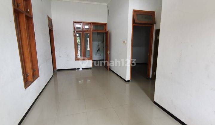 Rumah Hook Pinggir Jalan Raya Di Citramas Tidar Malang 3