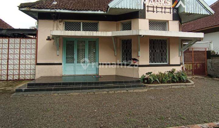 Rumah Klasik Kolonial Siap Huni di Kawi Atas Malang 1