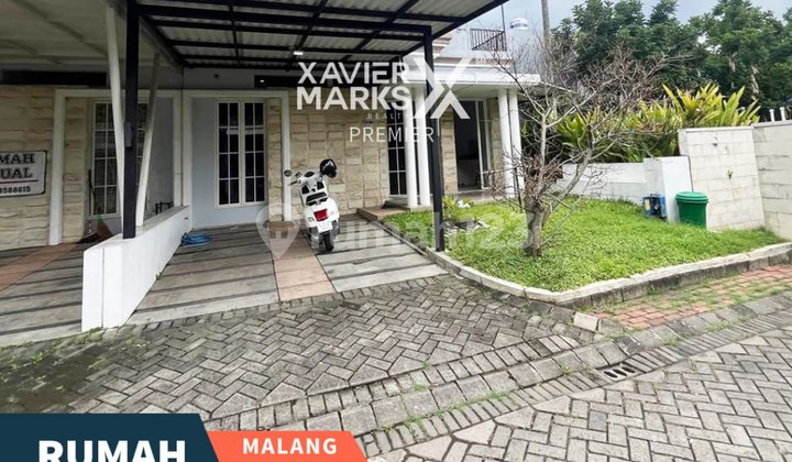 2-Storey House in Exclusive Location at Green Orchid Malang