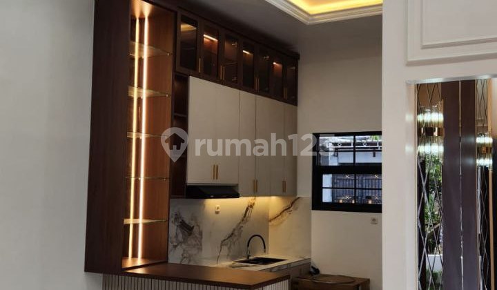 American Style Ready-to-Occupy House at Oma Campus Malang 2