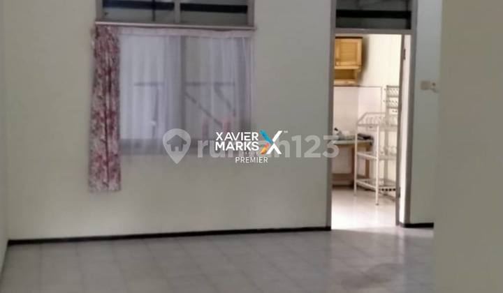 Rumah Terawat Kawasan Ramai di Sulfat Malang 2