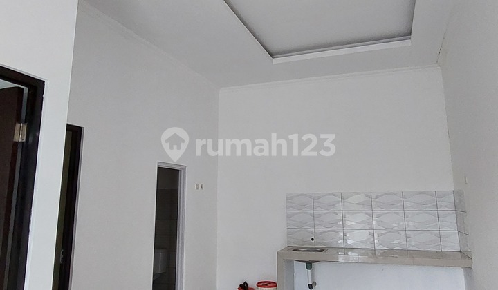 Rumah baru di bangetayu dekat jalan raya woltermonginsidi semarang timur 3