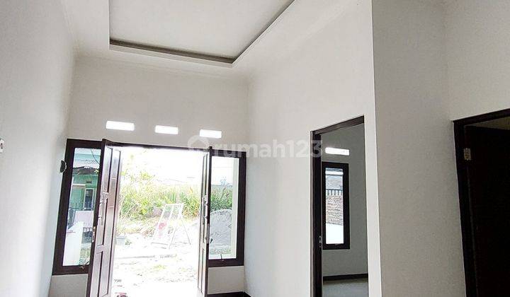 Rumah baru di bangetayu dekat jalan raya woltermonginsidi semarang timur 7