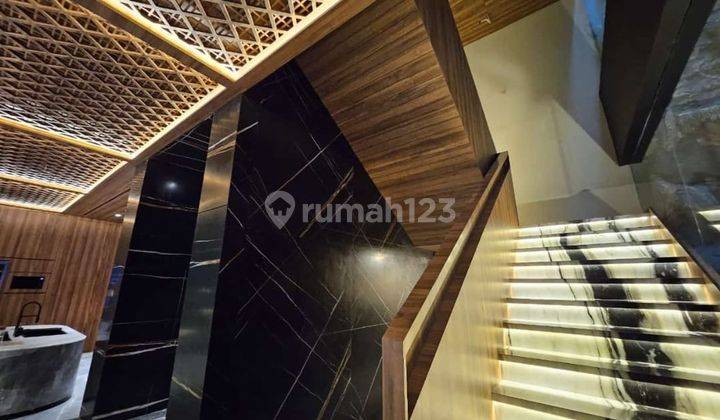 Rumah Tropical Concept Super Mewah Pantai Indah Kapuk 2