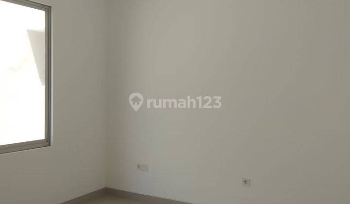 Disewakan Super Murah Rumah 8x15 Tahap 1 Pantai Indah Kapuk 2 2