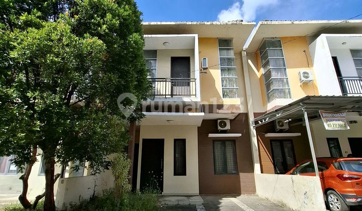 RUMAH 2 LANTAI DI BOULEVARD MAKASSAR. 3+1 KAMAR. UKURAN 7x13. 2