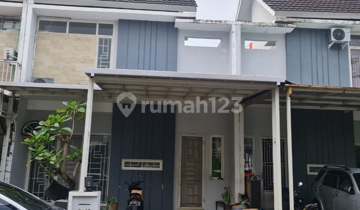 Well-maintained 2-story house near Urip & Pettarani. 3 bedrooms. 1