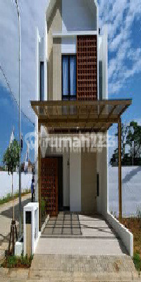 Rumah 2 Lantai Siap Huni. Dp 0%. 3 Kamar. Dekat Alaudin Makassar